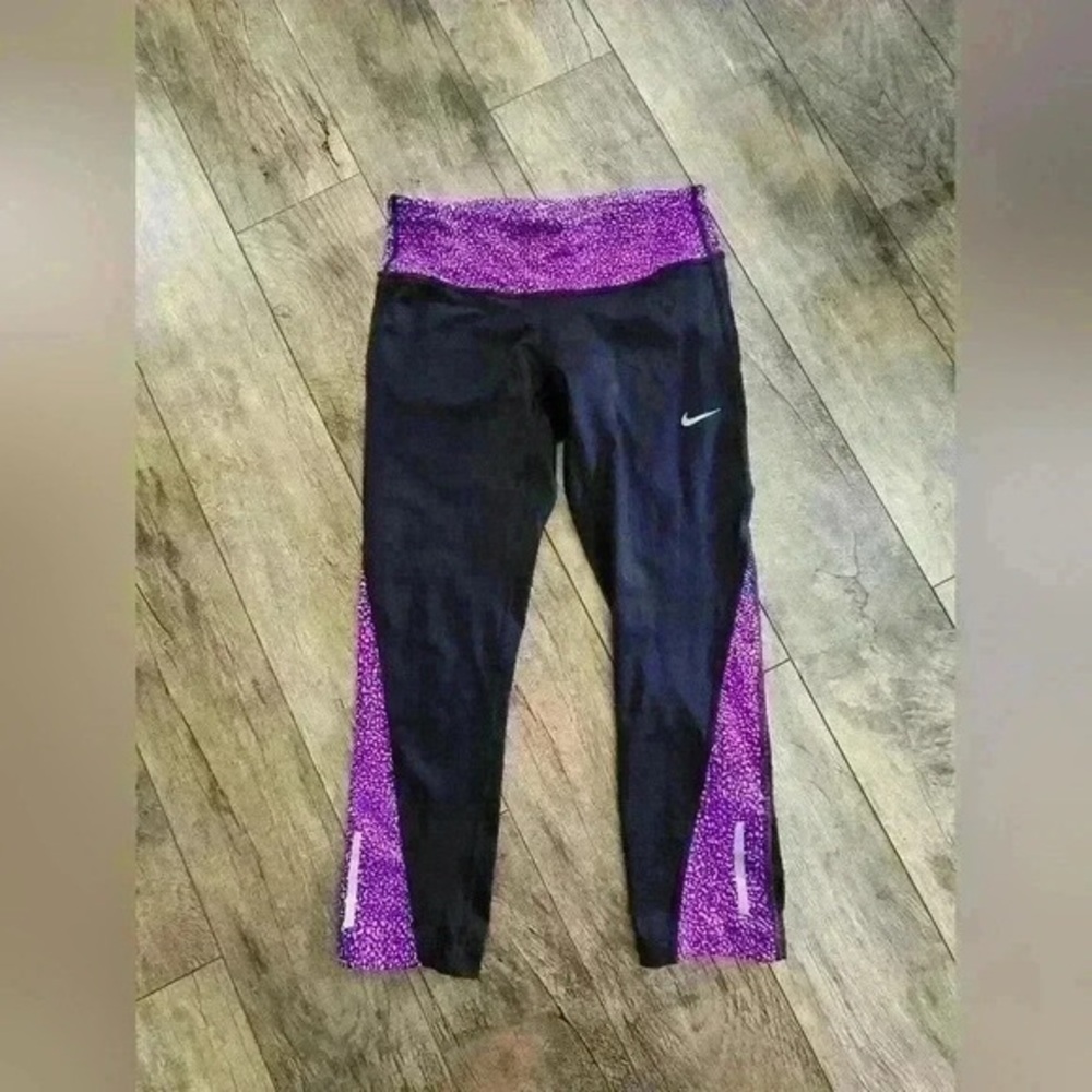 NIKE DRY FIT purple  black capri leggings xs rn 56323 05553